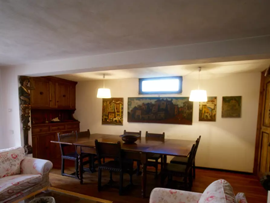 Immagine 9 di Villa in vendita  a Sarzana