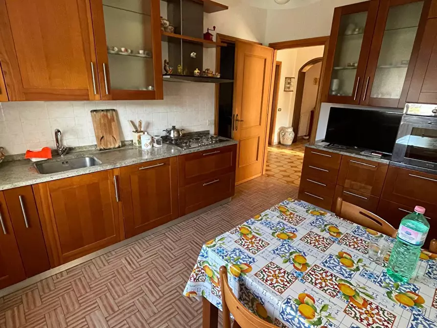 Immagine 6 di Pentalocale in vendita  a Ameglia