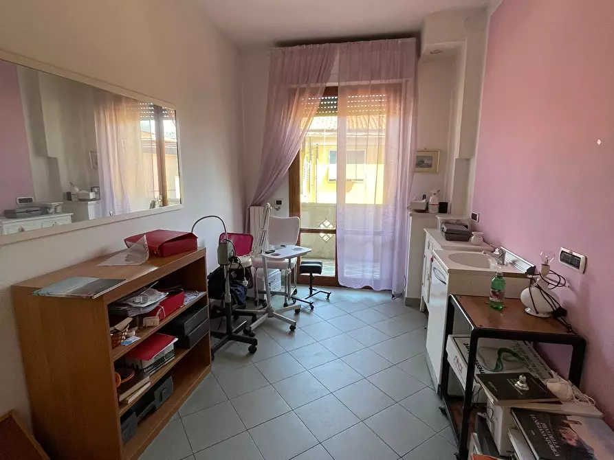 Immagine 3 di Pentalocale in vendita  a Castelnuovo Magra