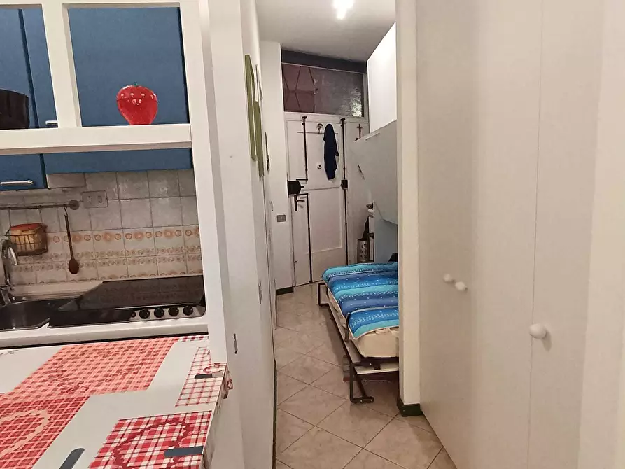 Immagine 8 di Appartamento in vendita  a Ameglia