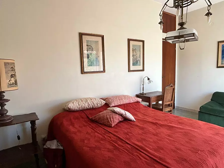 Immagine 21 di Quadrilocale in vendita  a Carrara