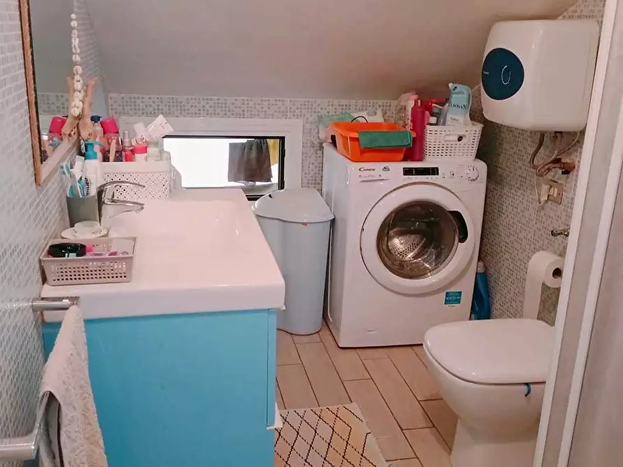 Immagine 17 di Mansarda in vendita  a Ameglia