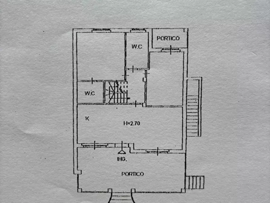 Immagine 19 di Villa in vendita  a Sarzana