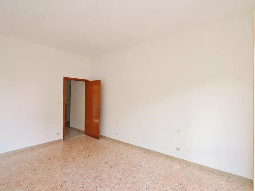 Immagine 20 di Quadrilocale in vendita  in Via Sergio Corazzini a Perugia