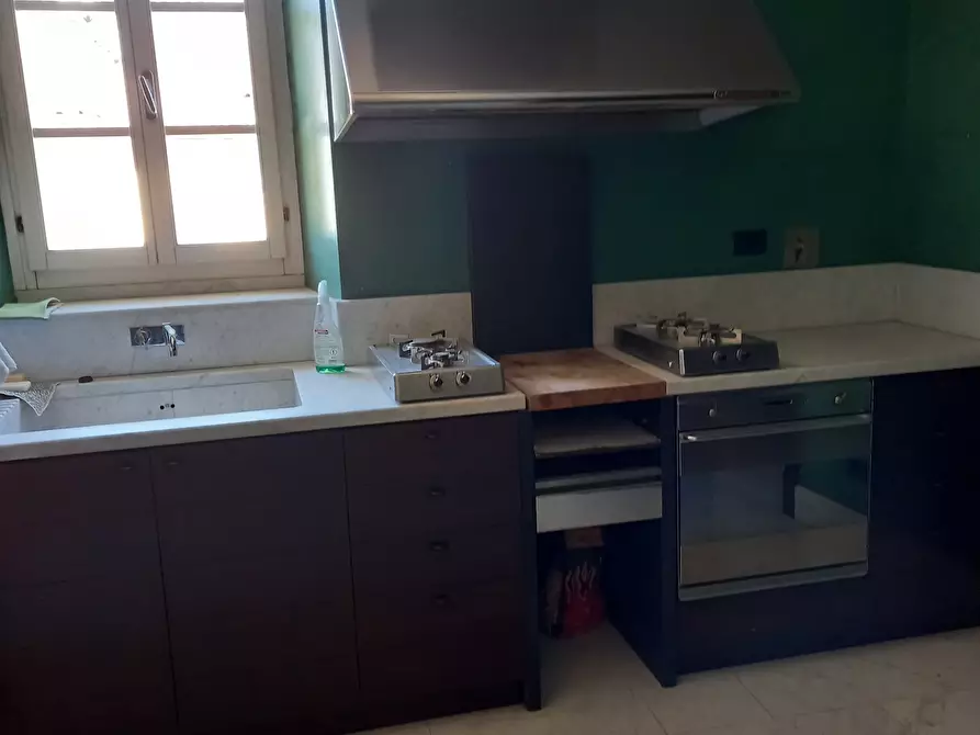 Immagine 17 di Appartamento in affitto  in Via Verdi 1B a Carrara