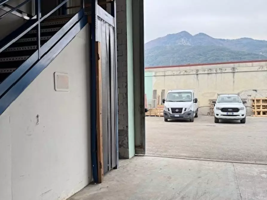 Immagine 5 di Capannone industriale in affitto  in Via degli Oliveti a Massa