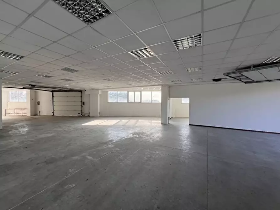 Immagine 8 di Capannone industriale in vendita  in Via Nazionale Cisa a Aulla