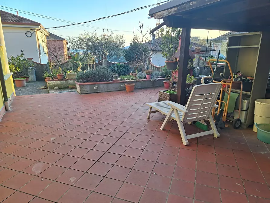 Immagine 2 di Casa semindipendente in vendita  a La Spezia