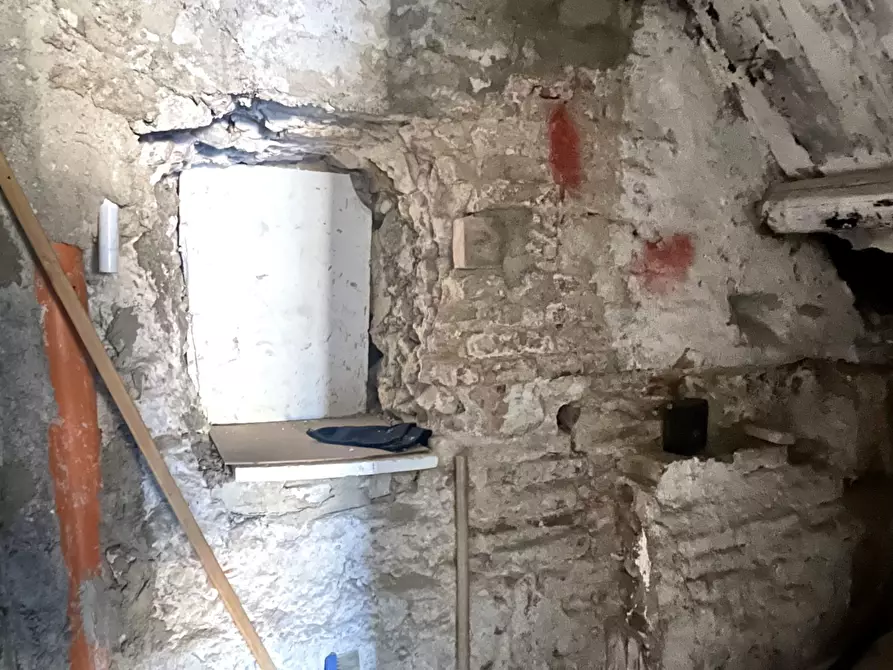 Immagine 9 di Casa indipendente in vendita  a Jesi