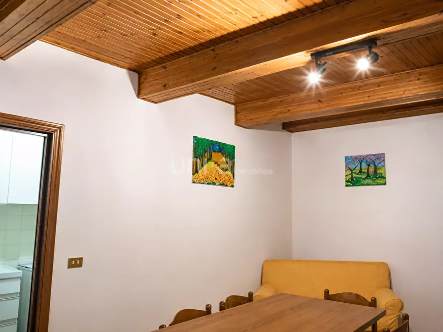 Immagine 2 di Casa indipendente in vendita  in Via Pergolesi 12 a Jesi