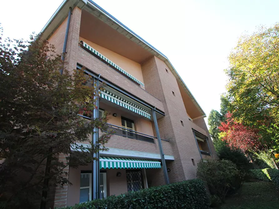 Immagine 37 di Appartamento in vendita  in Viale dell'Indipendenza a Valsamoggia