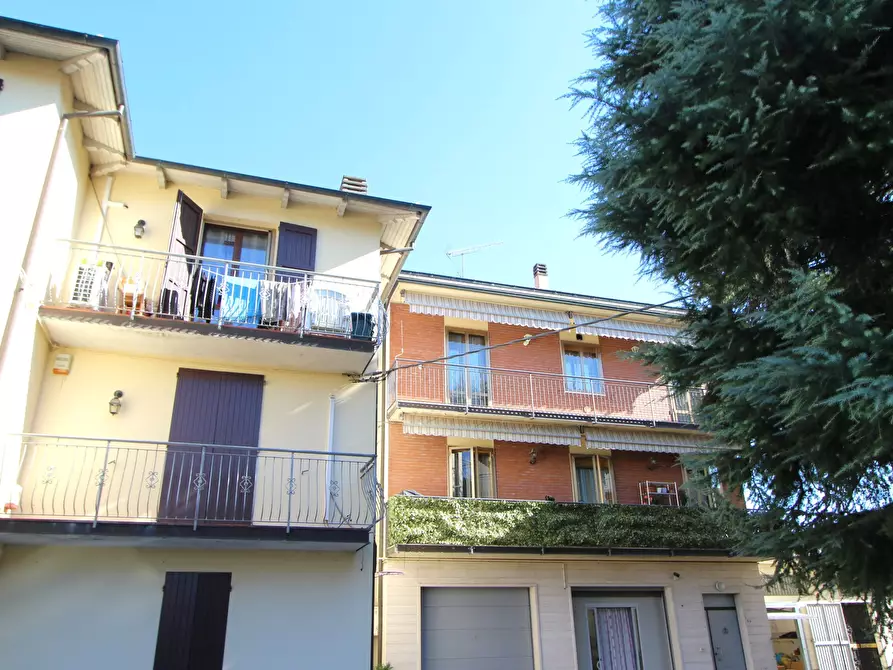 Immagine 15 di Appartamento in vendita  in Via Magazzino a Valsamoggia