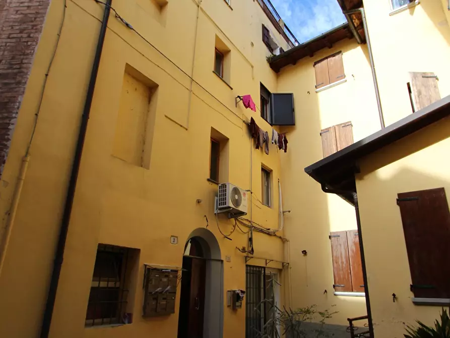 Immagine 2 di Appartamento in vendita  in via G. da Bazzano a Valsamoggia