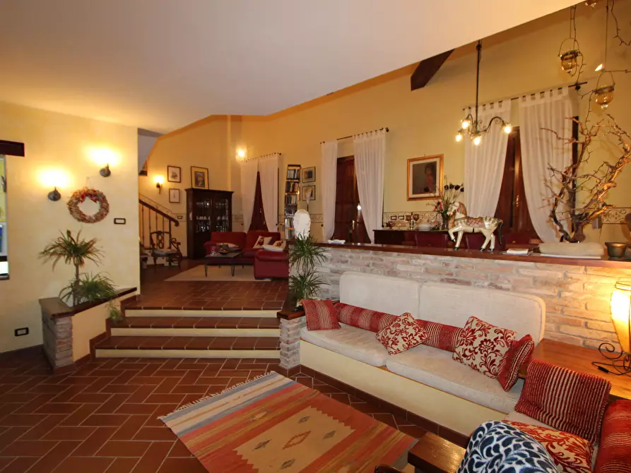 Immagine 17 di Porzione di casa in vendita  in Via Marco Biagi a Valsamoggia