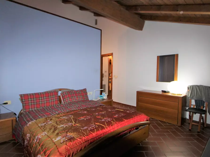 Immagine 31 di Porzione di casa in vendita  in Via Marco Biagi a Valsamoggia