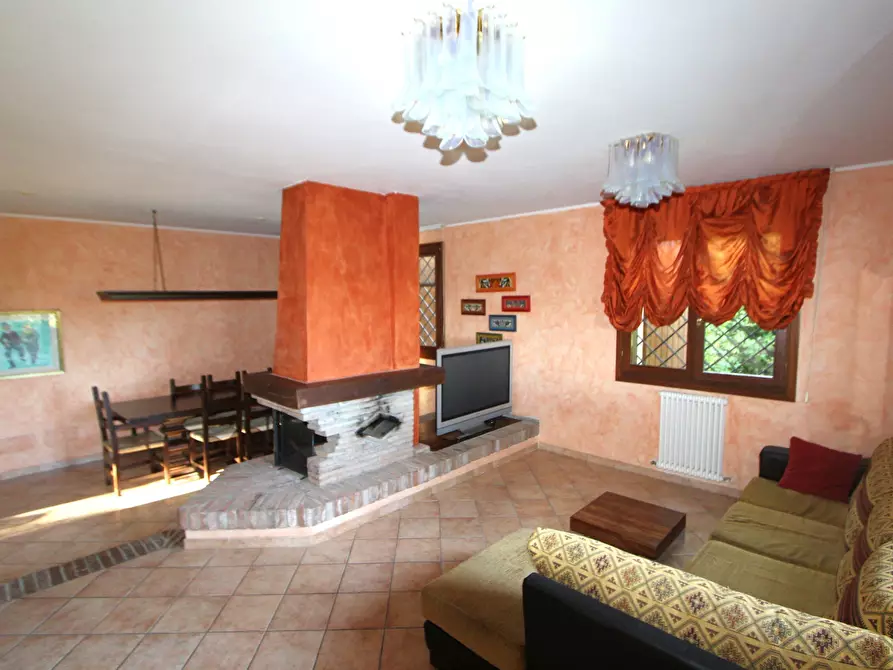 Immagine 5 di Casa indipendente in vendita  in Via Campomaggiore a Valsamoggia