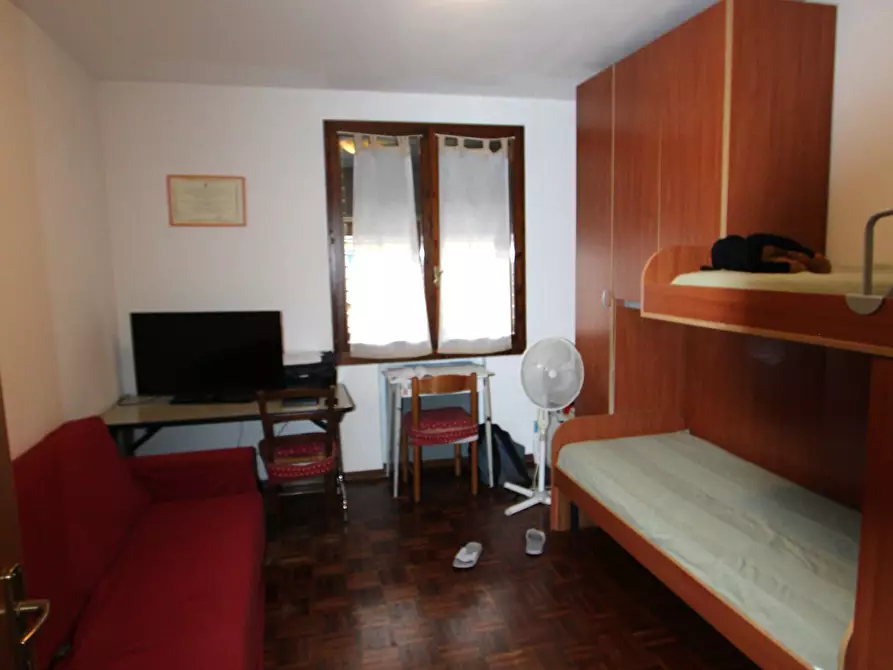 Immagine 12 di Appartamento in vendita  in Via A. Zanasi a Valsamoggia