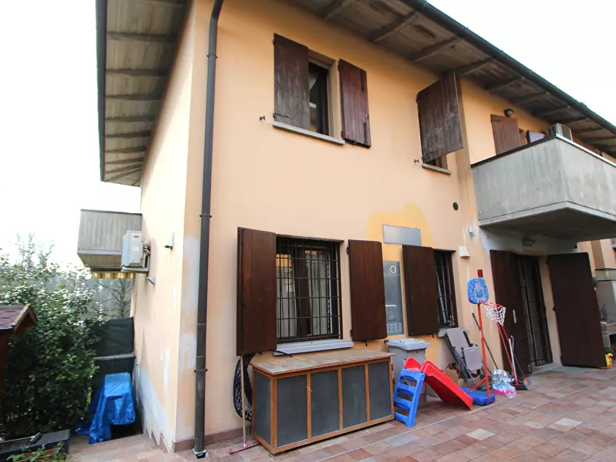 Immagine 40 di Appartamento in vendita  in Via E. Carnevali a Valsamoggia