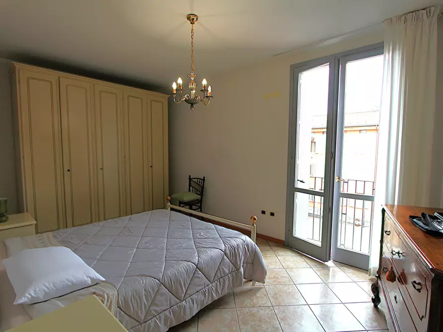 Immagine 7 di Appartamento in vendita  in Via Giuseppe Mazzini 34 a Valsamoggia