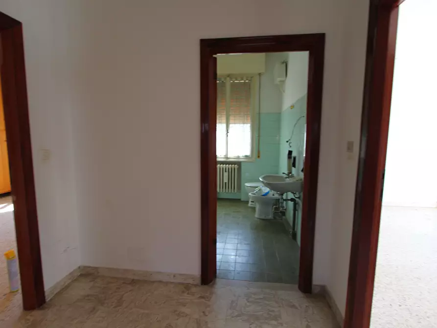 Immagine 39 di Porzione di casa in vendita  in Viale M. di Canossa a Valsamoggia
