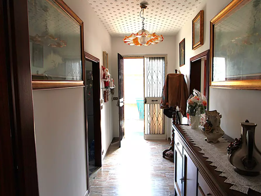 Immagine 10 di Casa indipendente in vendita  in Via Panzanesa a Valsamoggia