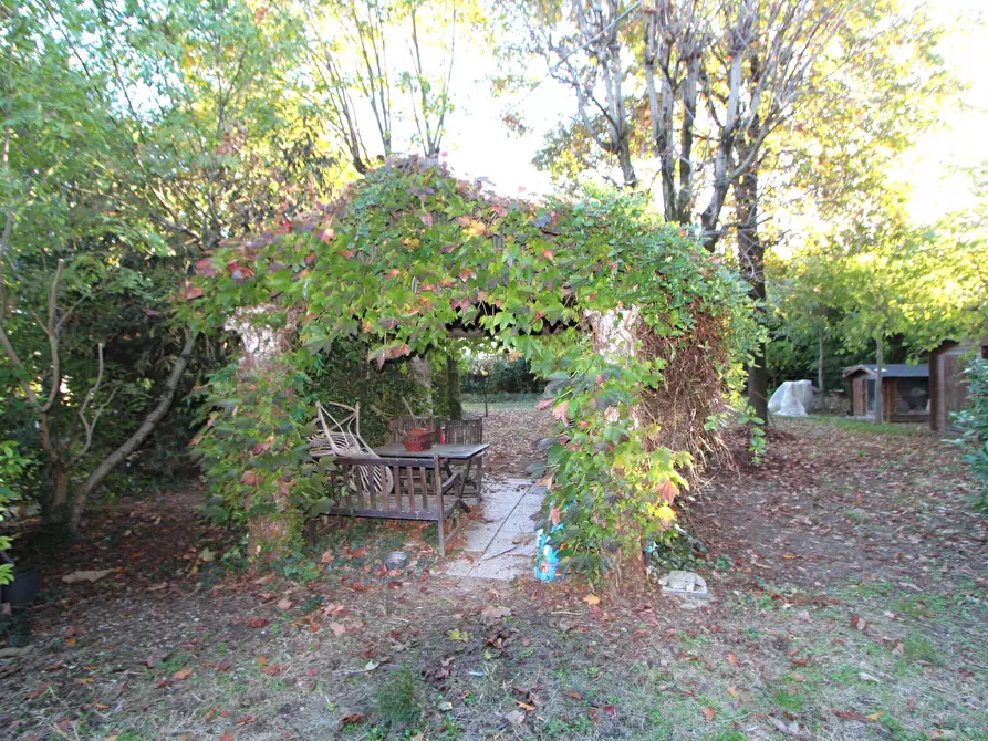 Immagine 16 di Porzione di casa in vendita  in Via Magazzino a Valsamoggia