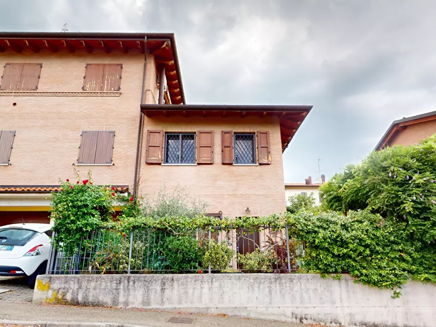 Immagine 44 di Villetta a schiera in vendita  in Via A. Pallotti a Valsamoggia
