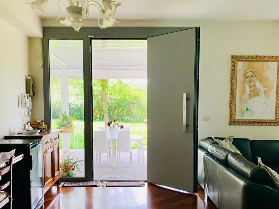 Immagine 26 di Villa in vendita  in SP76 17 a Valsamoggia