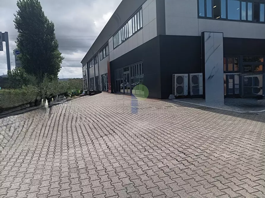 Immagine 4 di Capannone industriale in affitto  in Via Firenze 9 a Livorno