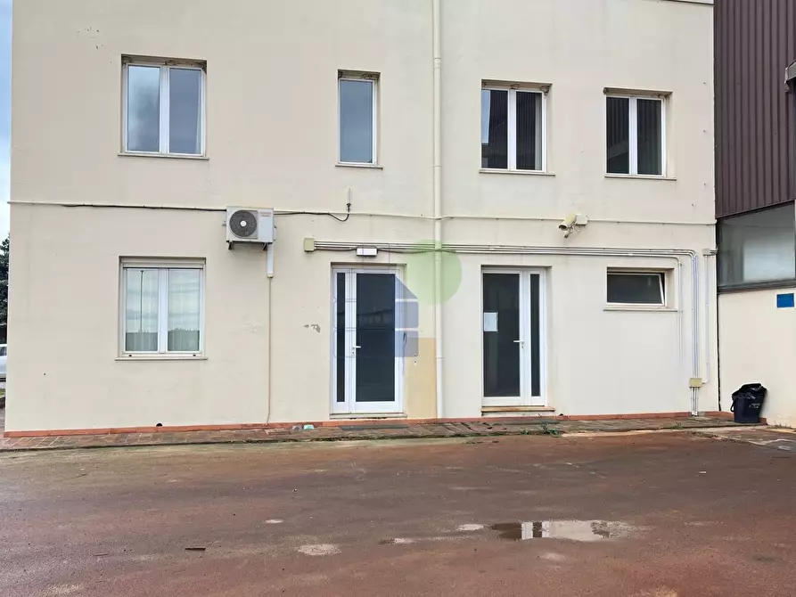 Immagine 39 di Attività artigianale in vendita  in via Arno 22 a Piombino