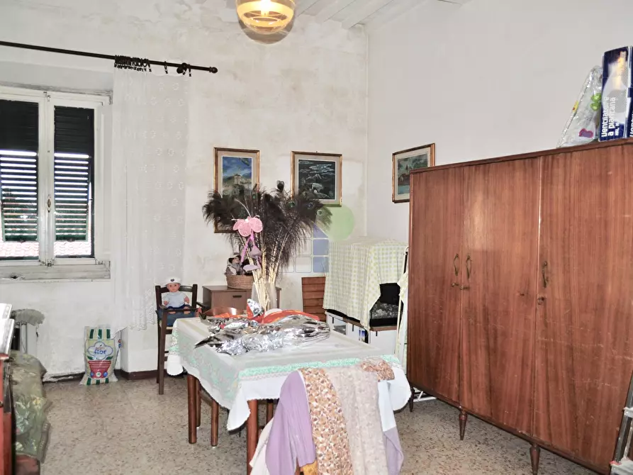 Immagine 38 di Pentalocale in vendita  in Piazza San Marco 45 a Livorno