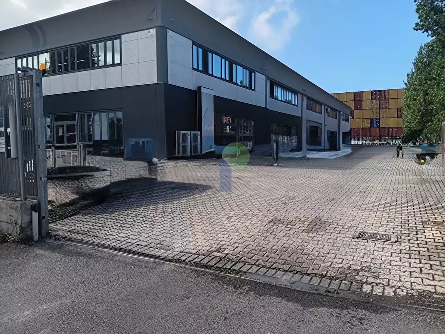 Immagine 5 di Capannone industriale in affitto  in Via Firenze 9 a Livorno