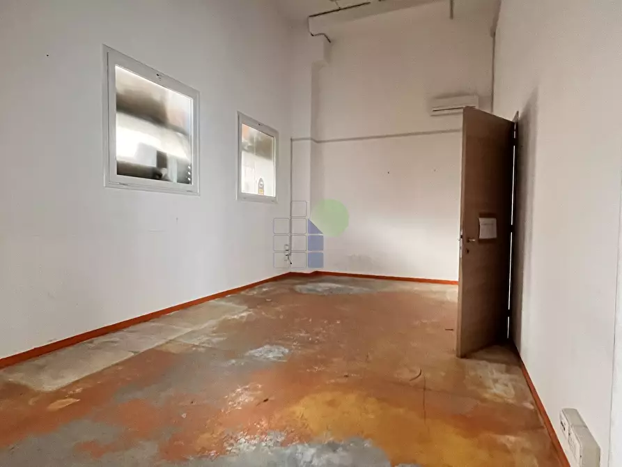 Immagine 5 di Ufficio in affitto  in Via degli Arrotini 11 a Livorno