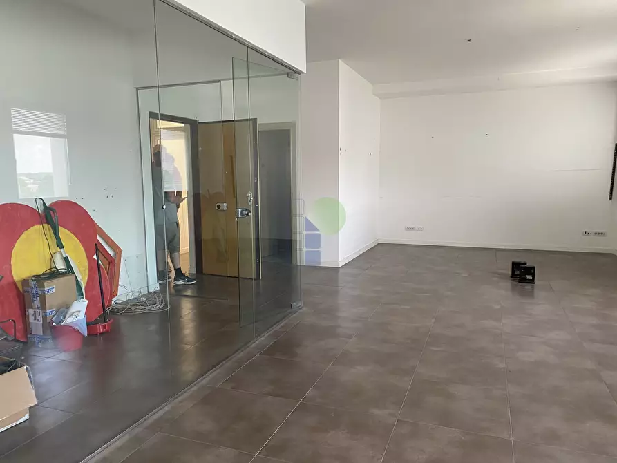 Immagine 7 di Ufficio in affitto  in Via delle Corallaie 11 a Livorno