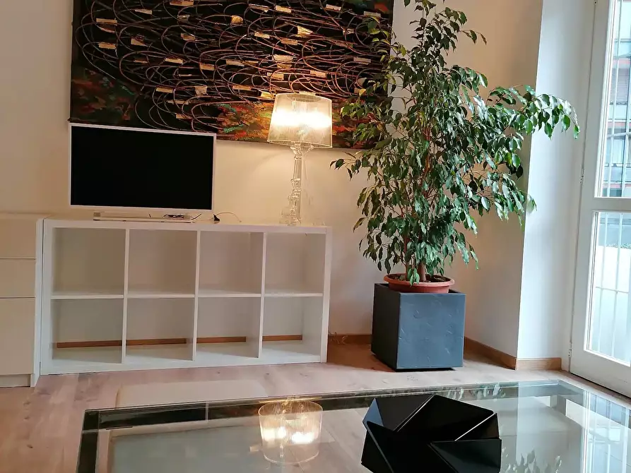 Immagine 20 di Bilocale in affitto  in Corso Liberazione 1 a Arona