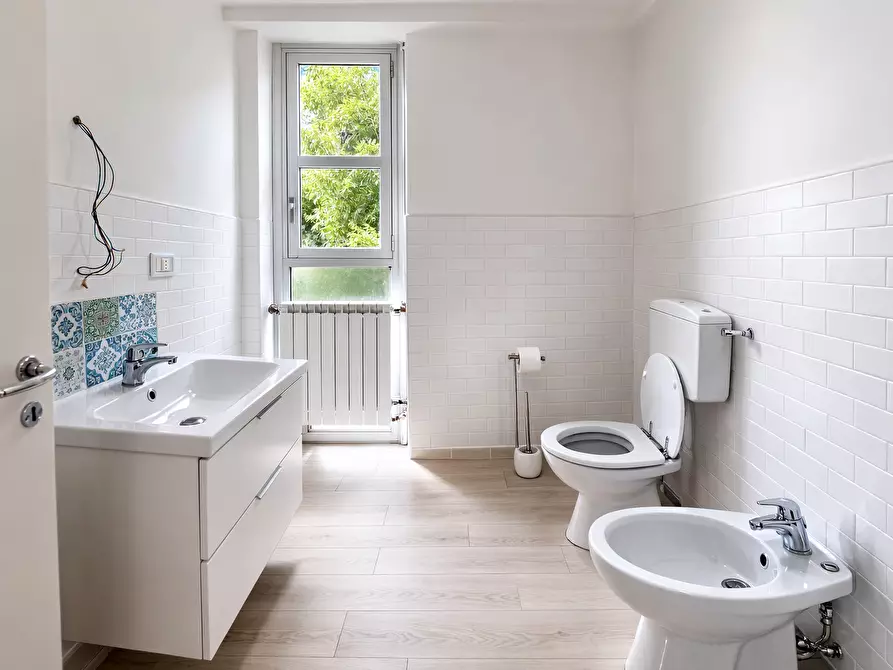 Immagine 16 di Trilocale in affitto  in Via Cristoforo Colombo 1 a Dormelletto