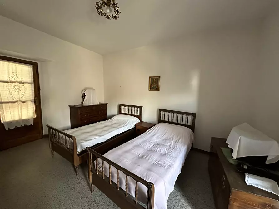 Immagine 8 di Rustico / casale in vendita  in Via Nazionale 1 a Colazza