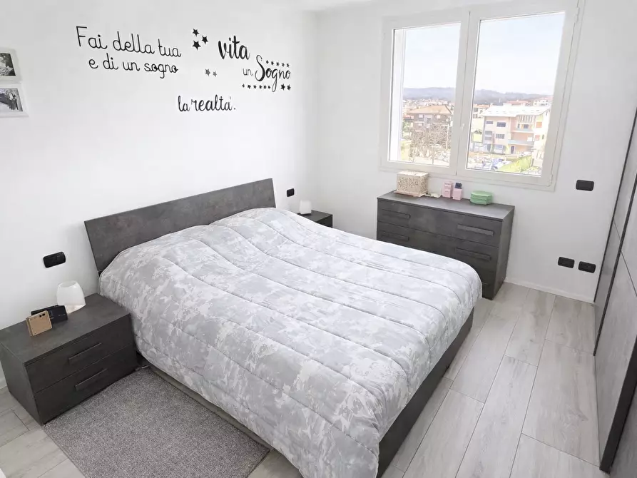 Immagine 13 di Trilocale in affitto  a Borgomanero