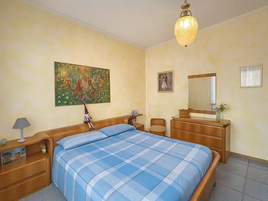 Immagine 24 di Trilocale in vendita  in Via Monviso 10 a Arona