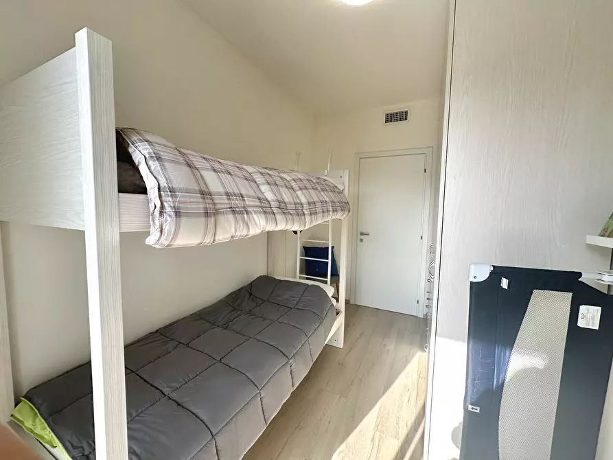 Immagine 23 di Trilocale in affitto  in Via XXV Aprile 1 a Arona