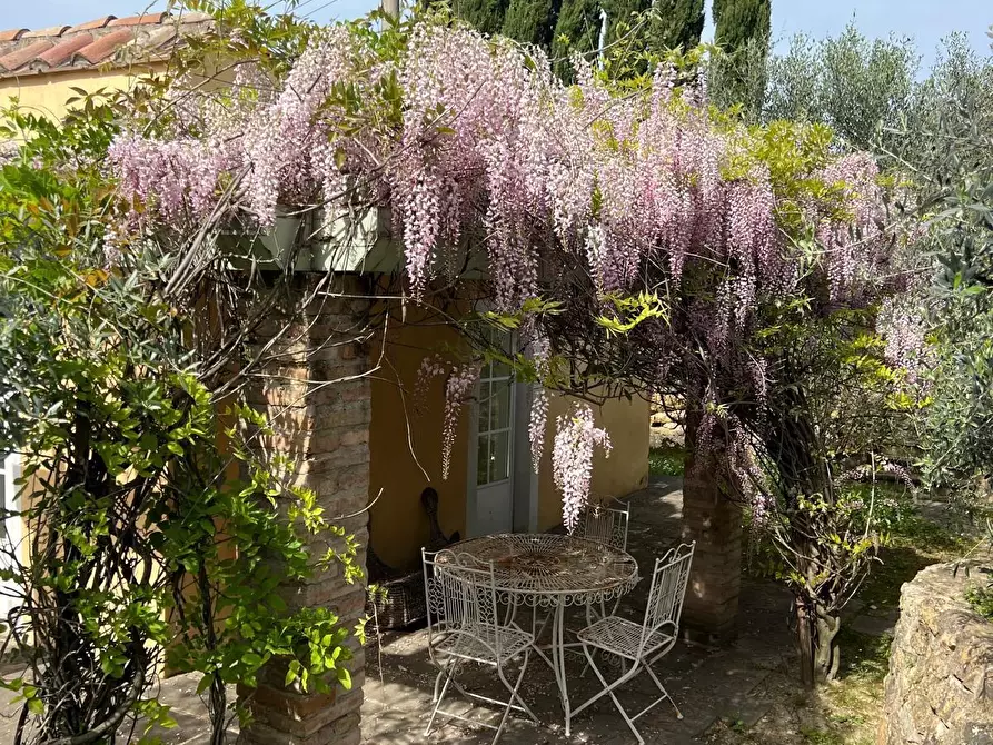 Immagine 73 di Porzione di casa in vendita  in Via di Vingone a Scandicci