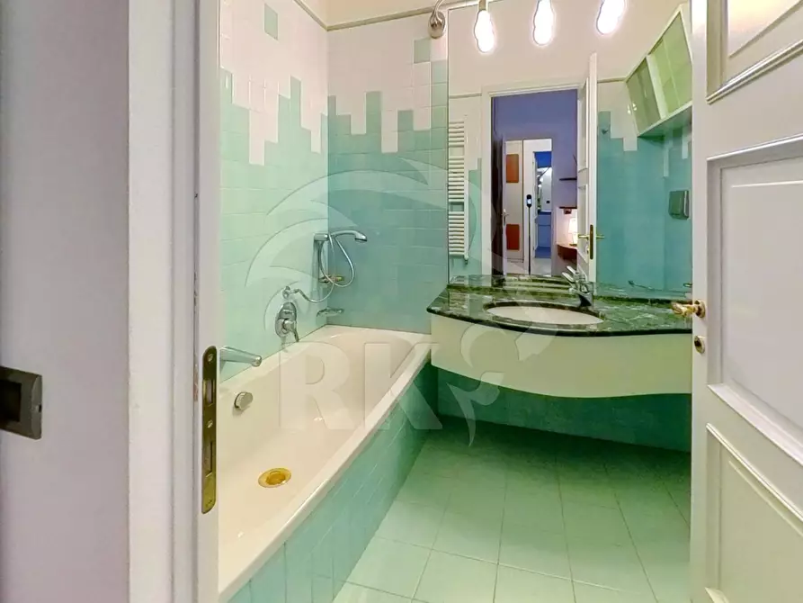 Immagine 29 di Villa in vendita  in via Porrettana 242 a Sasso Marconi