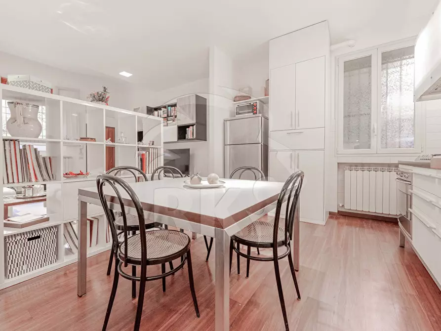 Immagine 7 di Trilocale in affitto  a Bologna