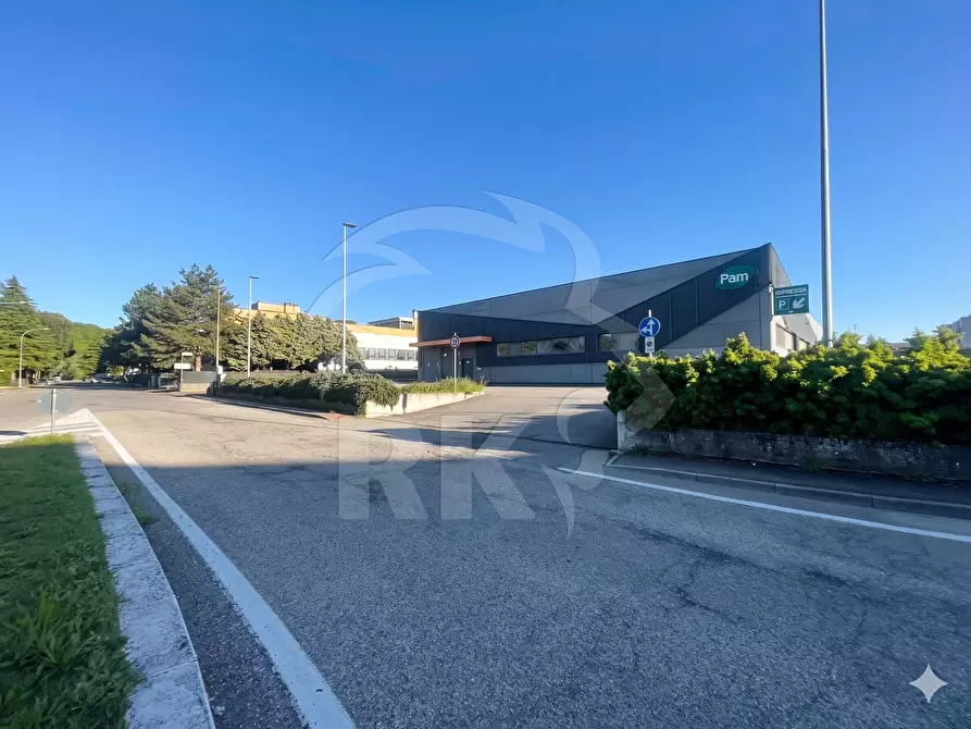 Immagine 5 di Attività artigianale in affitto  in Via dell'Artigiano 49 a Pianoro