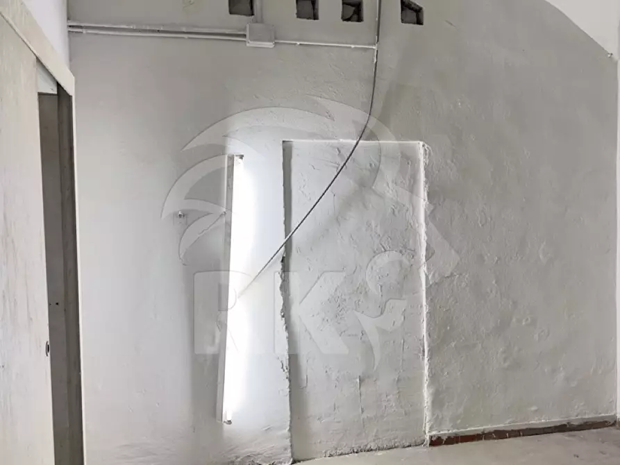 Immagine 6 di Magazzino in vendita  in Via dell'Indipendenza 67 a Bologna