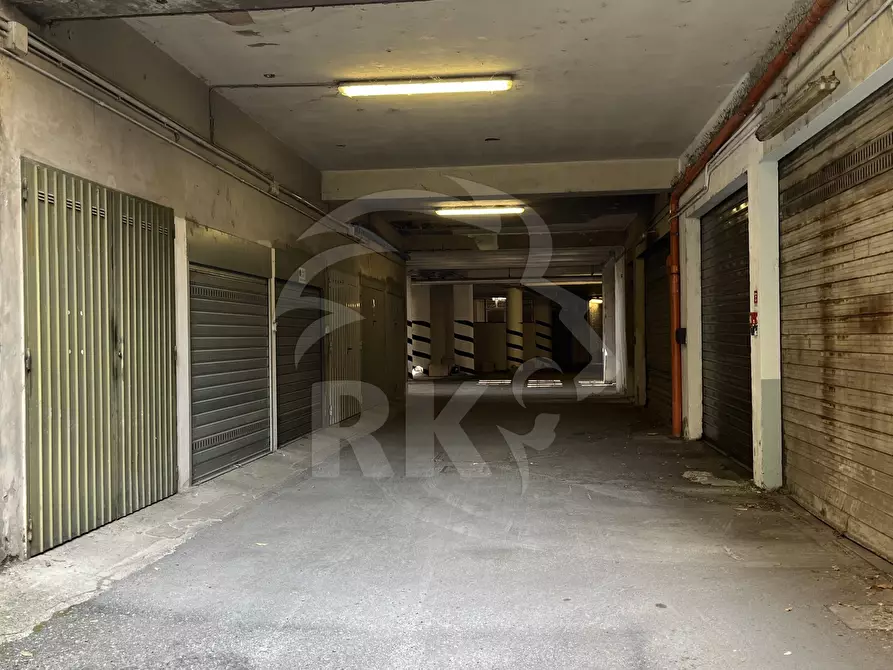 Immagine 6 di Garage in affitto  in via del rondone 1 a Bologna