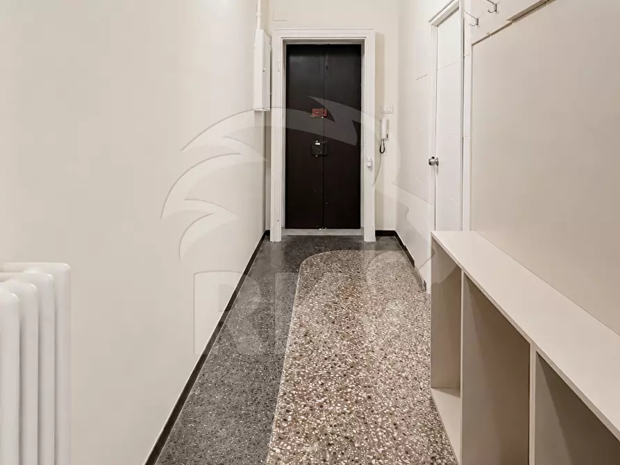 Immagine 8 di Pentalocale in affitto  in Via dell'Indipendenza 38 a Bologna
