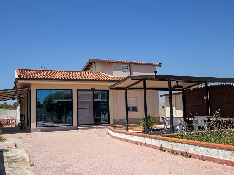 Immagine 4 di Villa in vendita  in Via Vasco de Gama a Siracusa