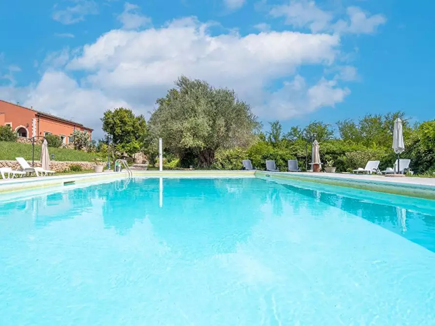 Immagine 3 di Villa in vendita  in Via Priamo 10 a Siracusa