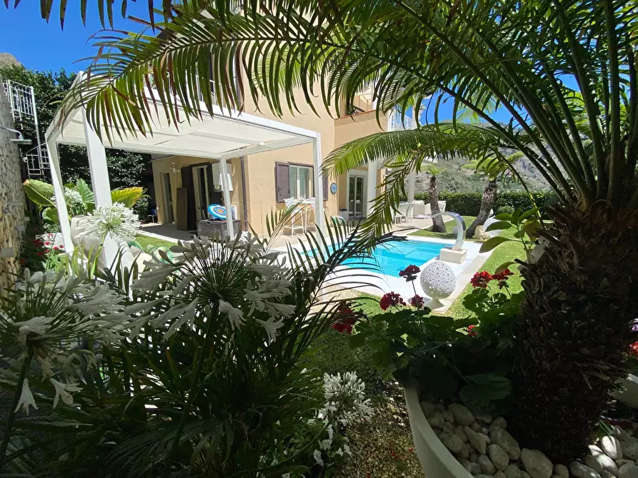 Immagine 64 di Villa in vendita  in Contrada Mastrissa 1000 a Taormina